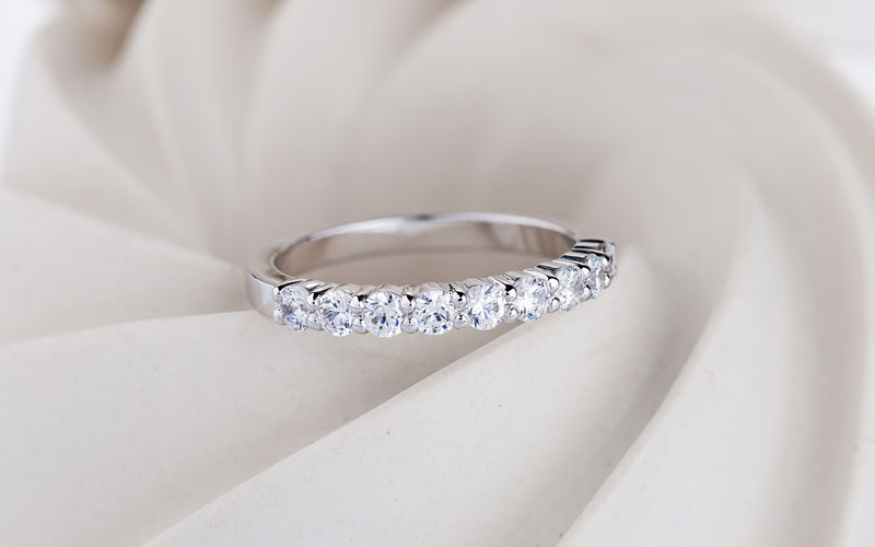 lab grown wedding ring