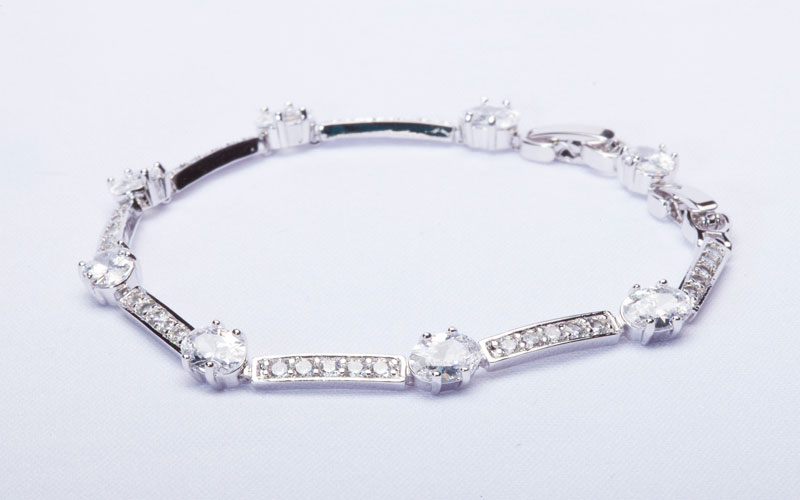 custom lab cultured diamond bracelet