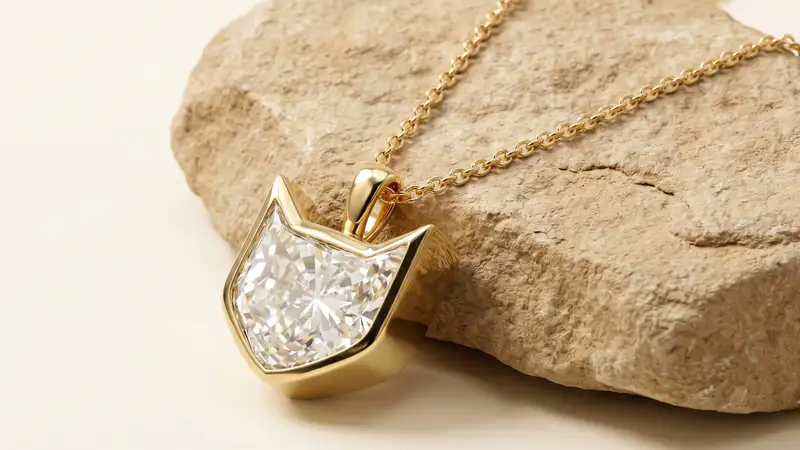 custom cut cat head lab grown diamond solitaire pendant necklace